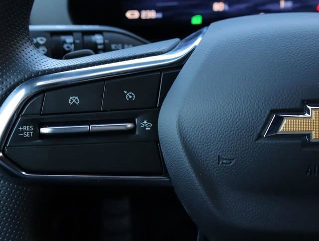 New 2025 Chevrolet Blazer EV LT AWD/4WD image 28