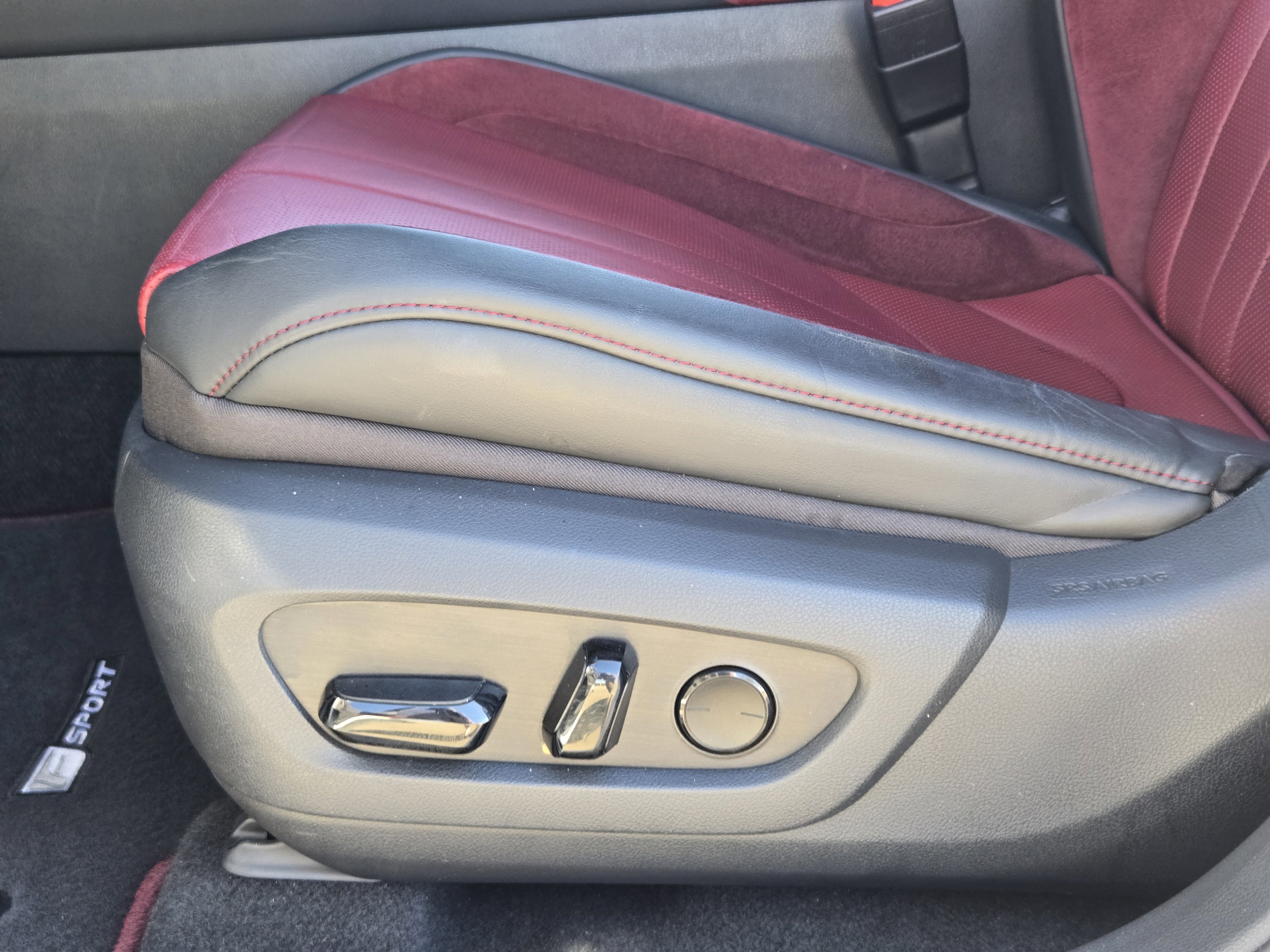 Used 2023 Lexus RX 500h F Sport image 31