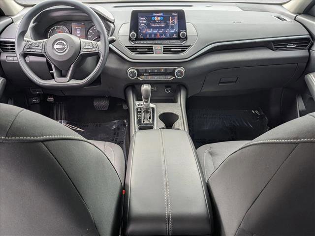 Certified 2025 Nissan Altima 2.5 S image 16