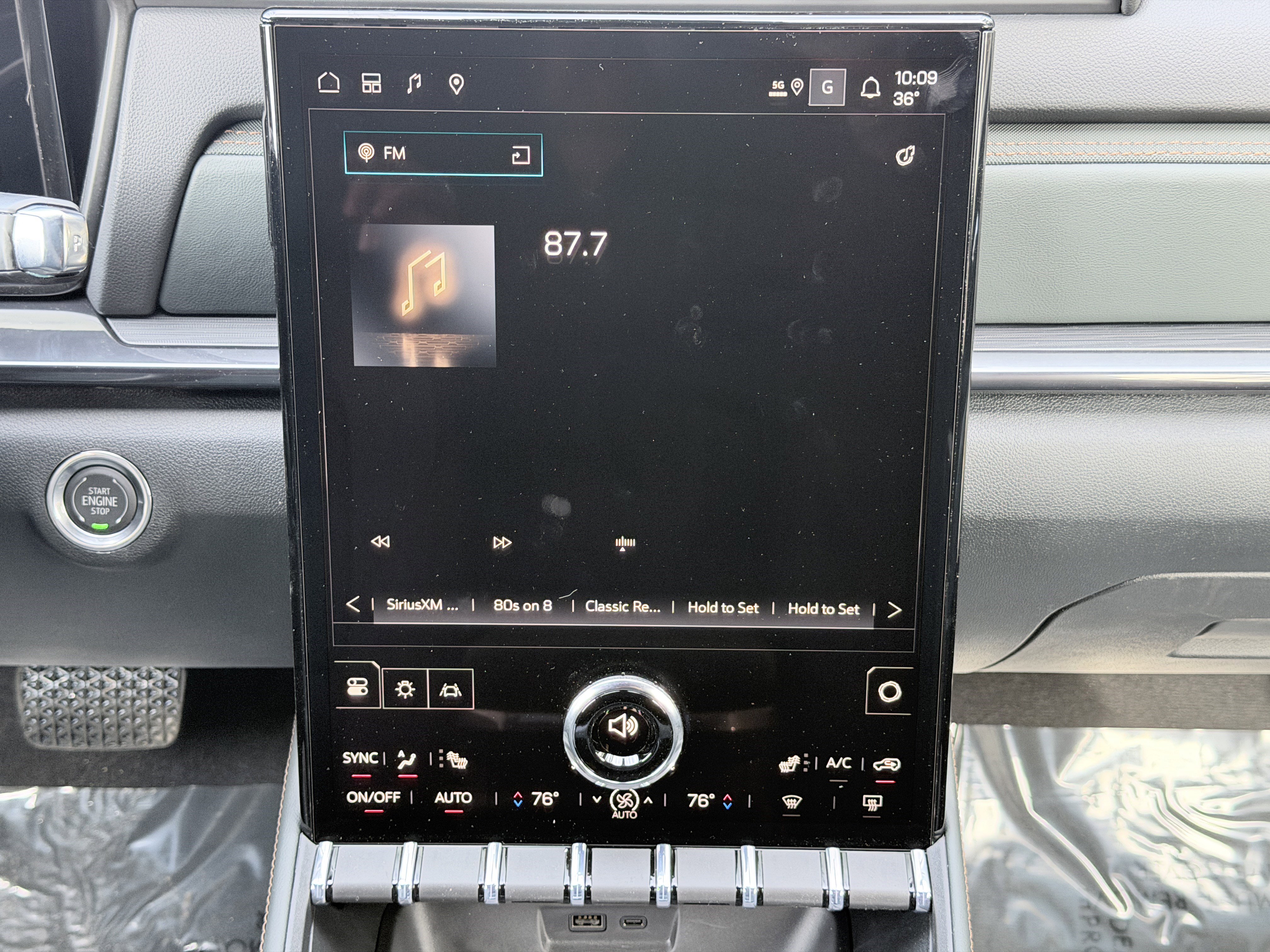 New 2026 GMC Terrain AT4 w/ Technology Package II image 25