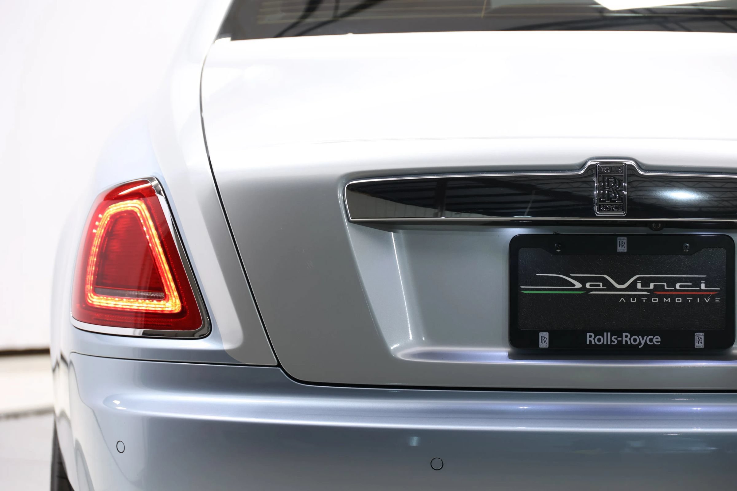 Used 2017 Rolls-Royce Ghost RWD image 76