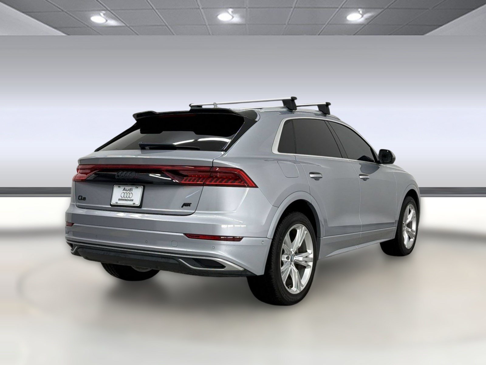 Used 2020 Audi Q8 Prestige w/ Prestige Package AWD/4WD image 9