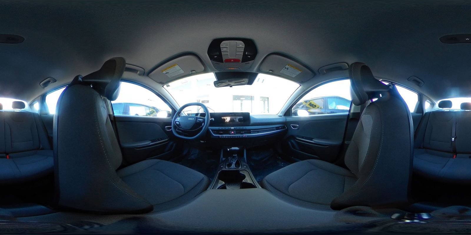 Used 2025 Kia K4 LXS image 41