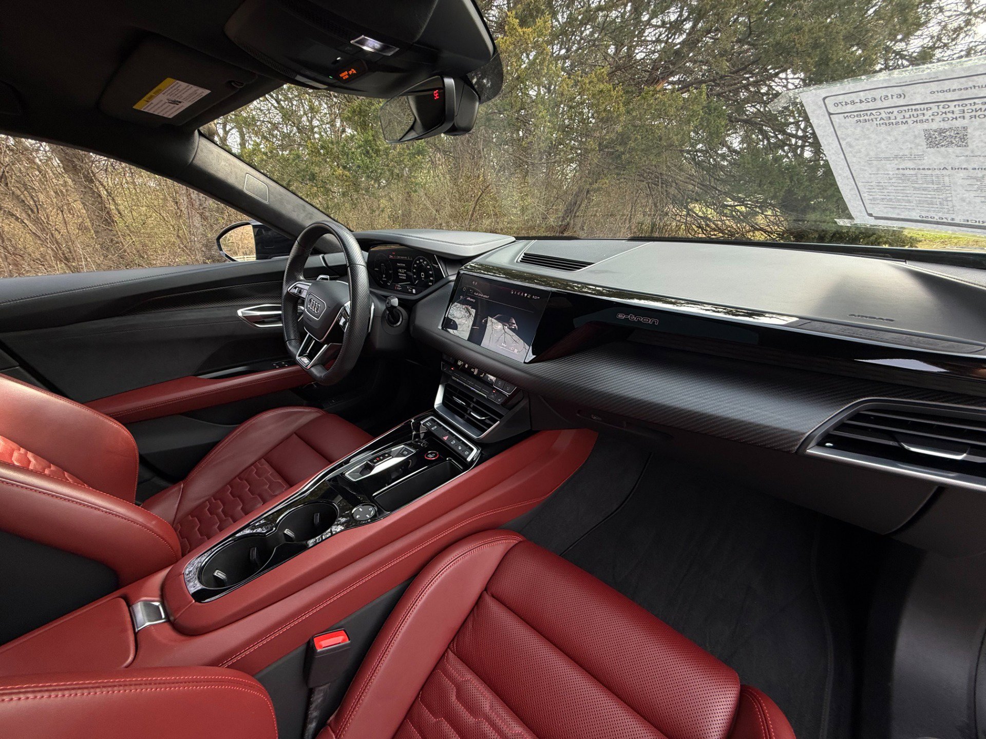 Used 2024 Audi RS e-tron GT w/ Carbon Performance Package image 27