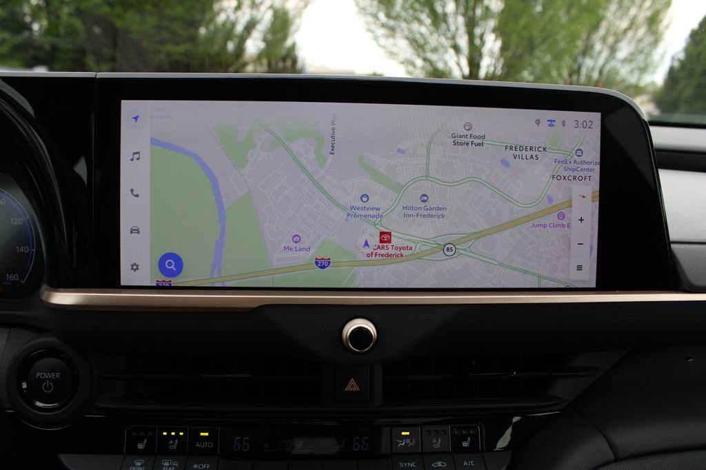 Used 2026 Toyota Crown Platinum image 29