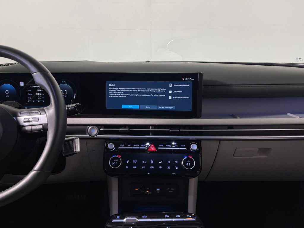 Certified 2025 Hyundai Tucson Limited AWD/4WD image 15