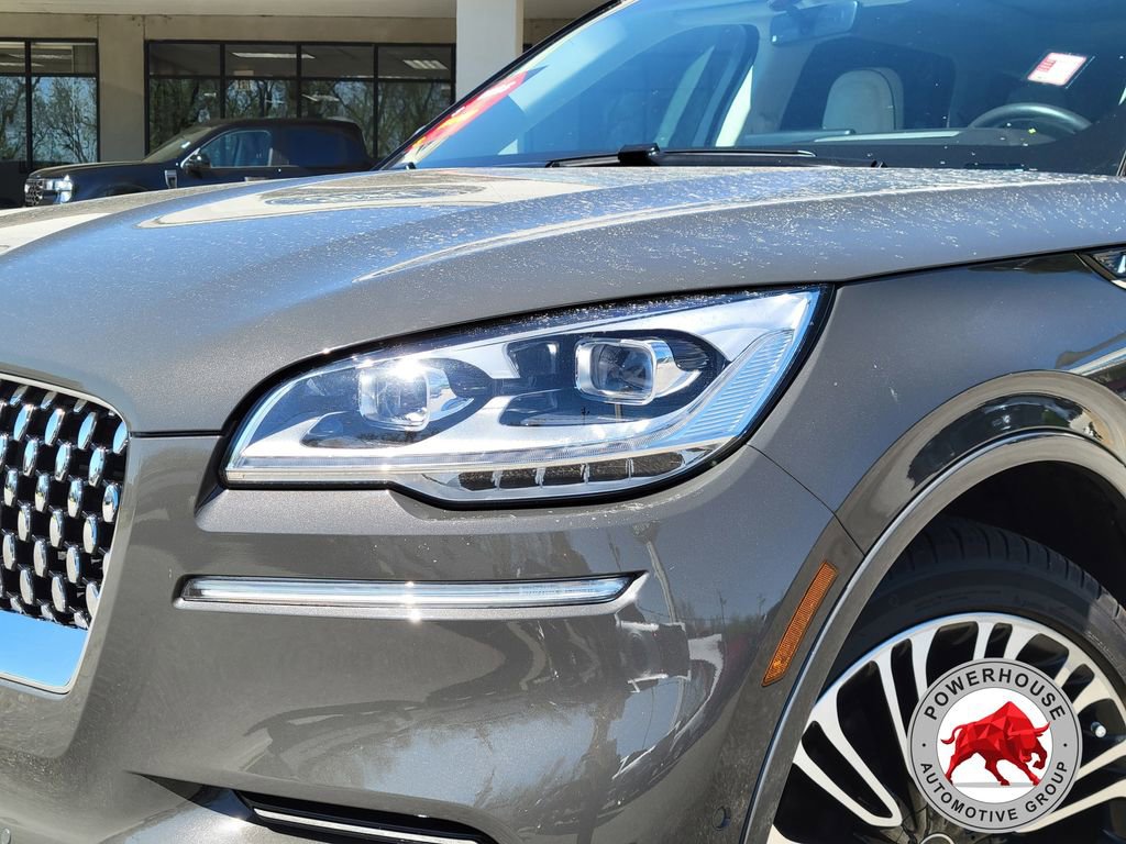 Used 2022 Lincoln Aviator Black Label w/ Dynamic Handling Package image 11