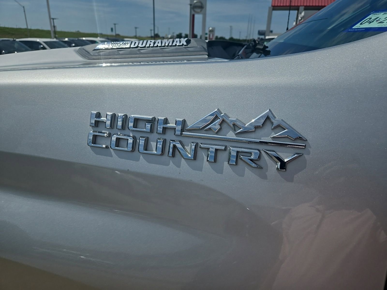 Used 2020 Chevrolet Silverado 2500 High Country w/ Z71 Off-Road Package AWD/4WD image 3