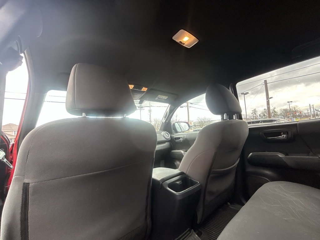 Used 2017 Toyota Tacoma SR5 image 25