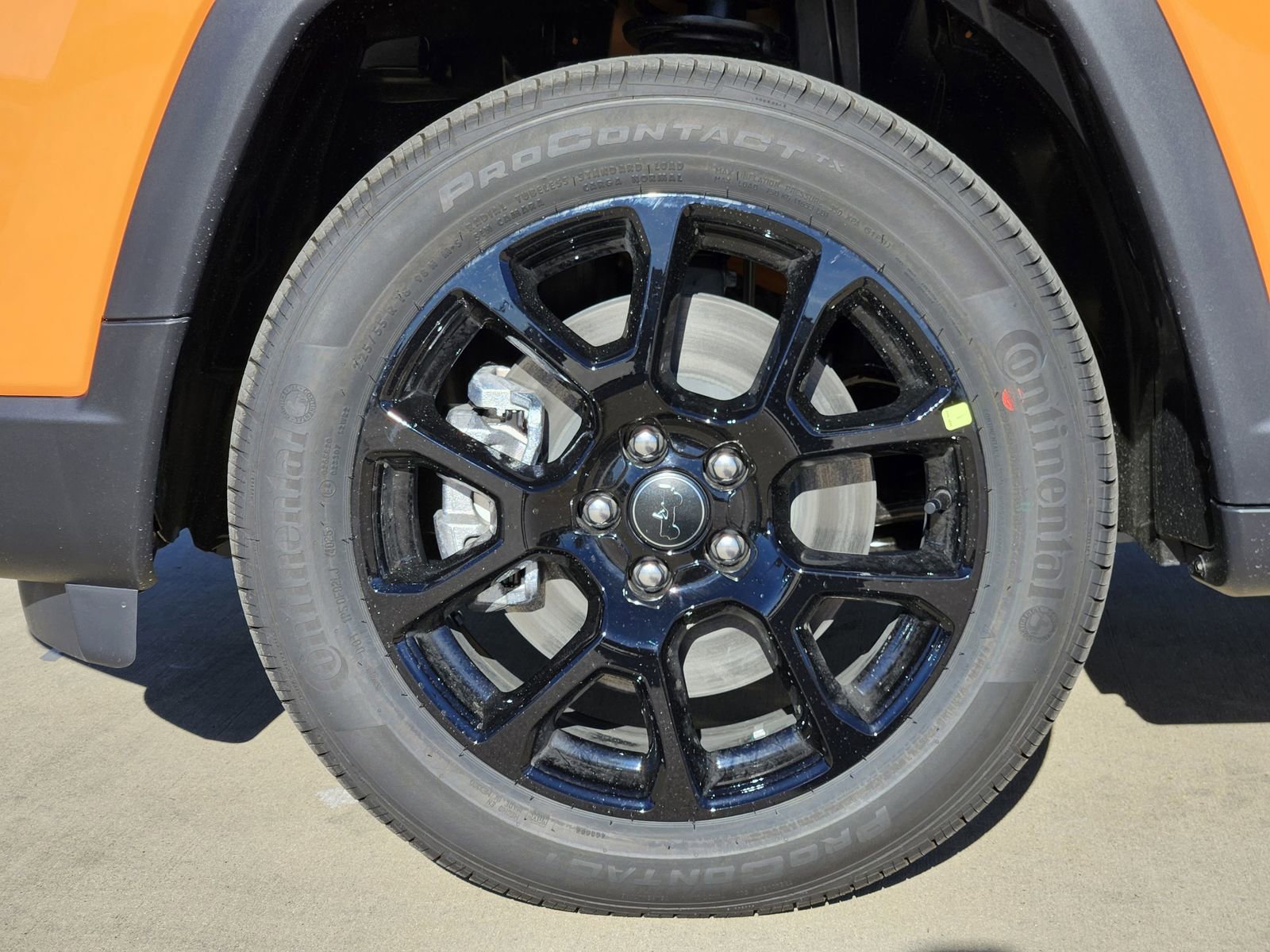 New 2026 Jeep Compass Latitude image 12