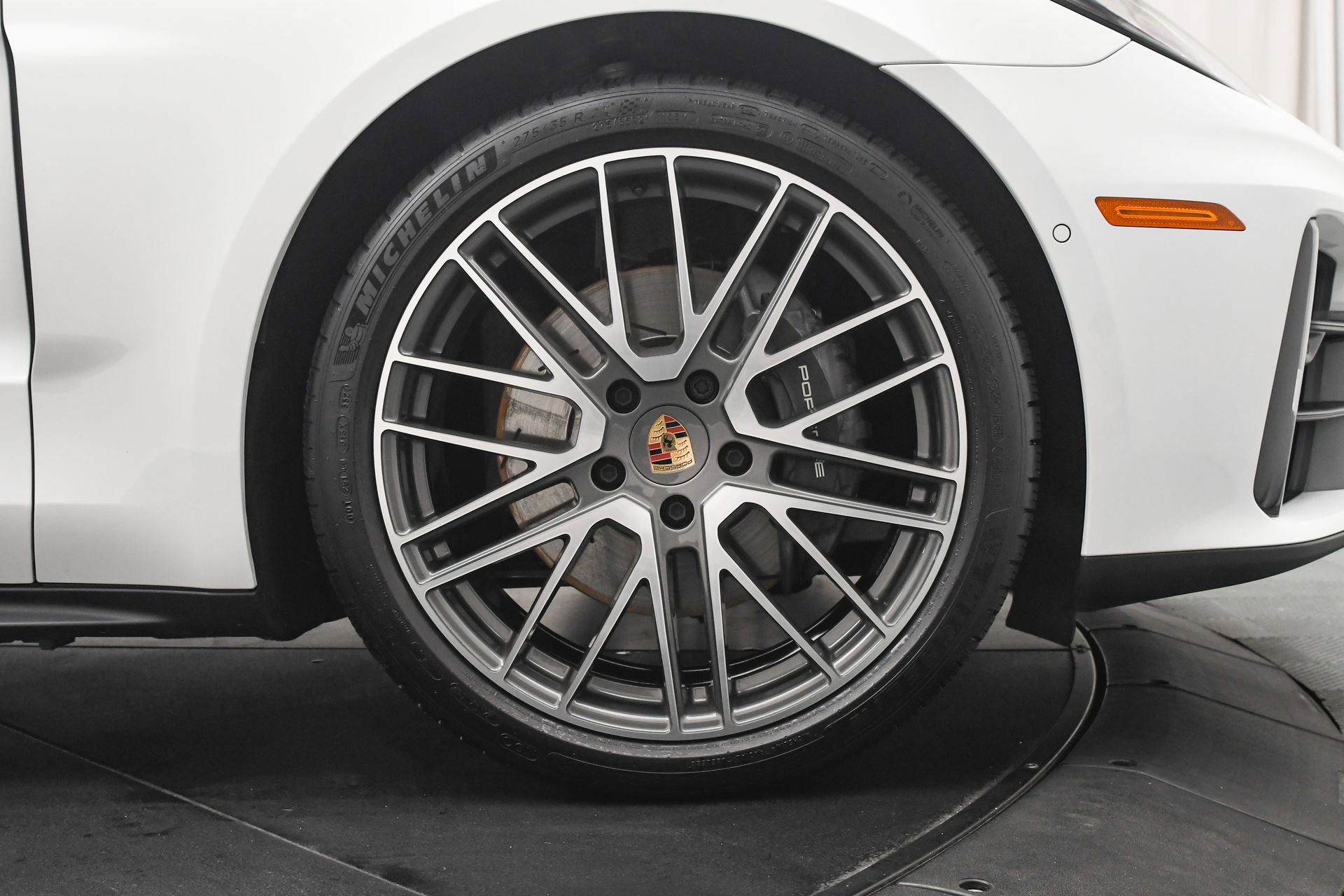 Used 2025 Porsche Panamera 4 image 35