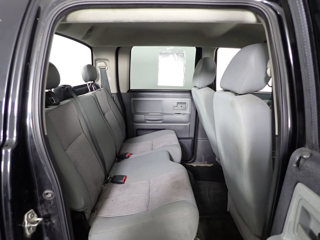 Used 2011 Dodge Dakota Big Horn w/ Skid Plate Group AWD/4WD image 30