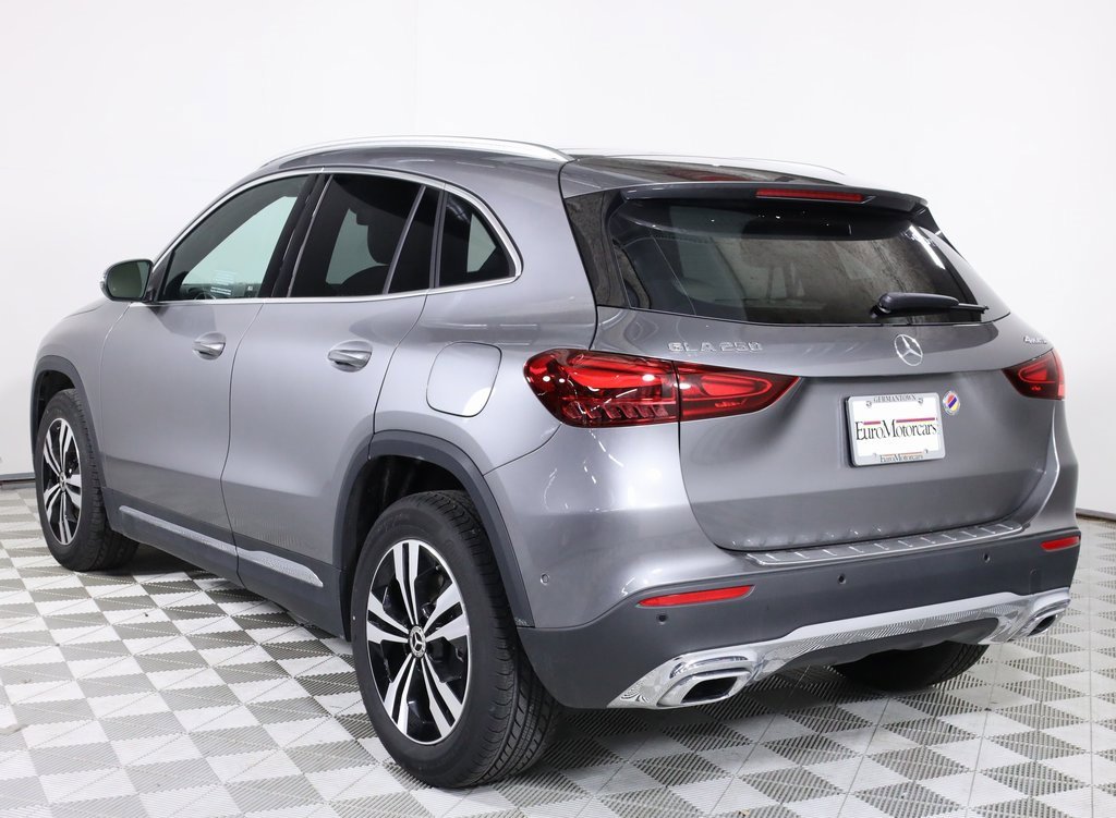 Certified 2026 Mercedes-Benz GLA 250 4MATIC image 4