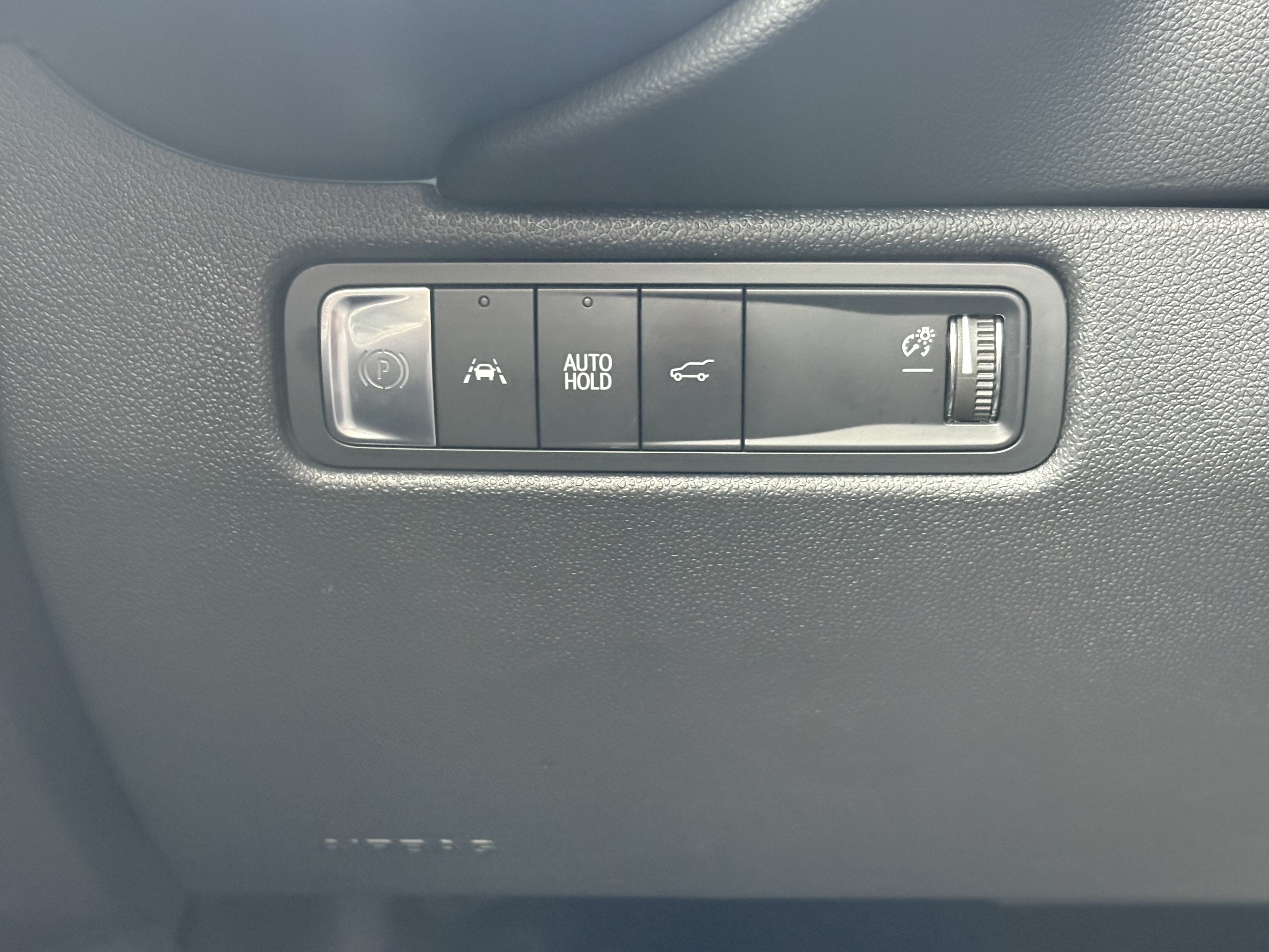Used 2024 Chevrolet Equinox EV LT w/ LPO, Blackout Package FWD image 25