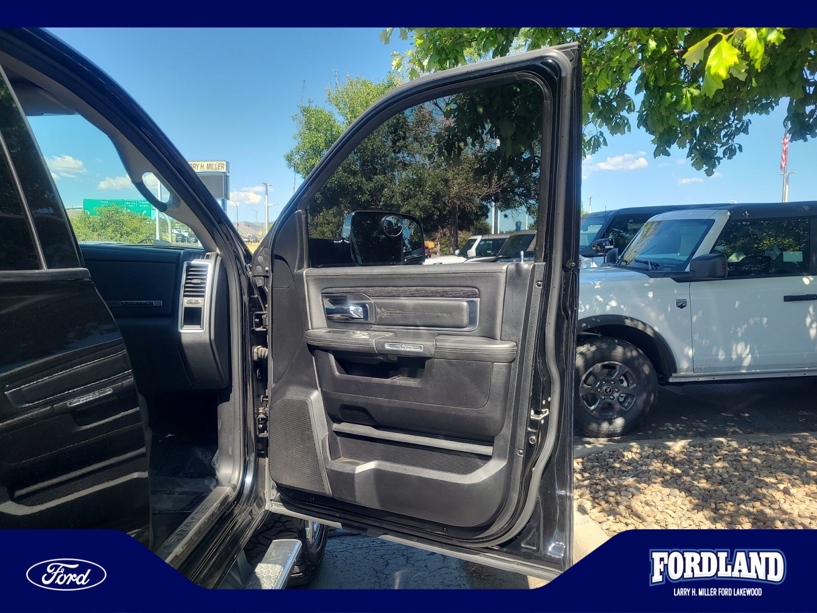 Used 2014 RAM 2500 Limited AWD/4WD image 16