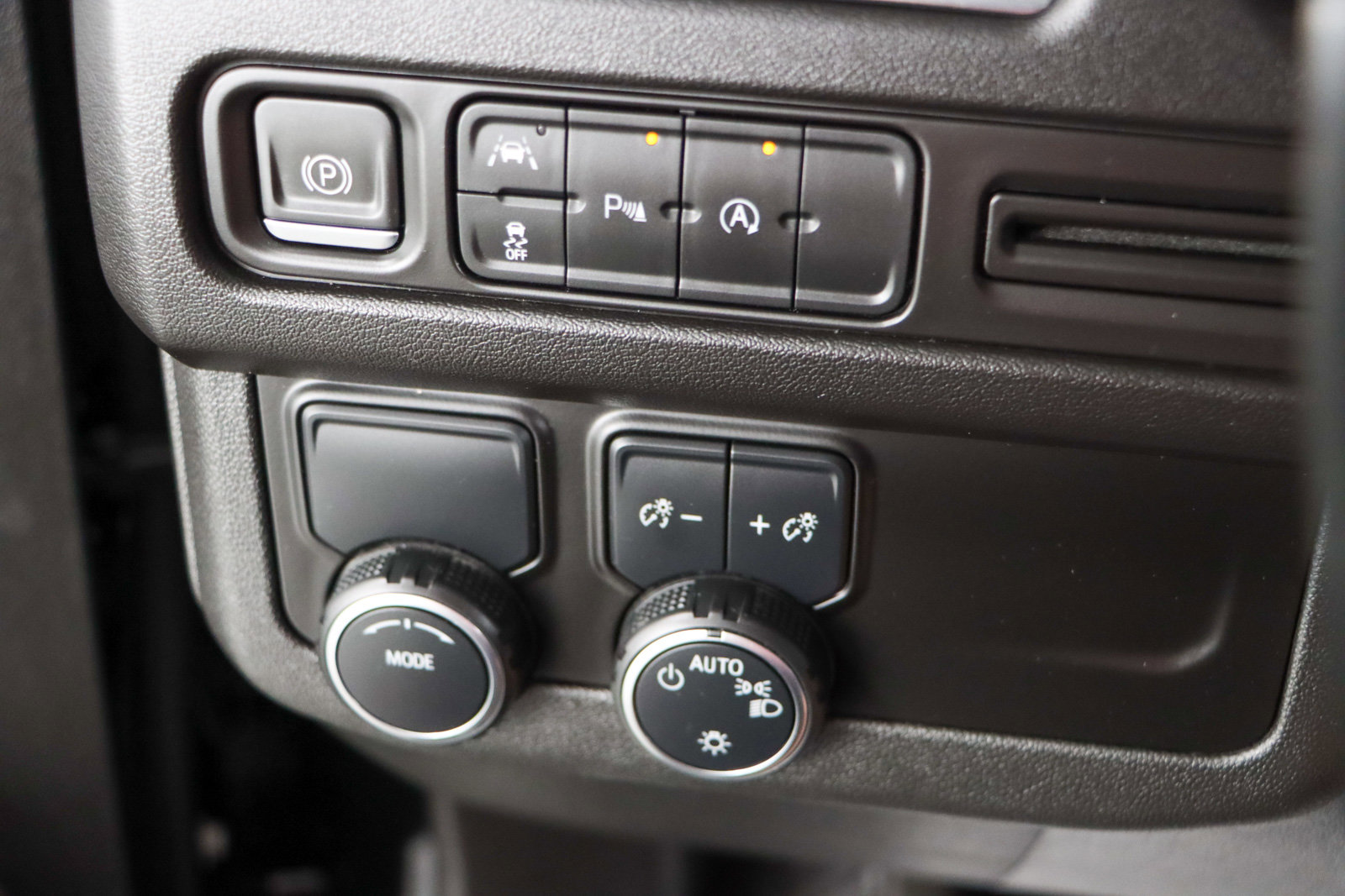 Used 2023 Chevrolet Suburban LT image 22