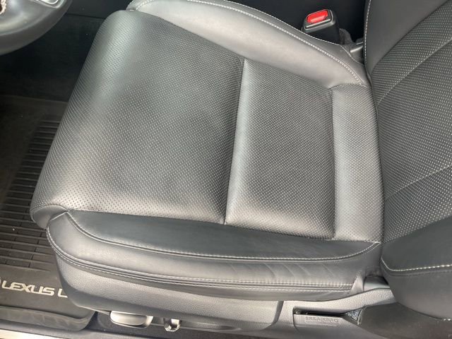 Used 2024 Lexus LX 600 F Sport image 3