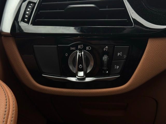 Used 2023 BMW 540i xDrive 540i xDrive w/ Premium Package image 31