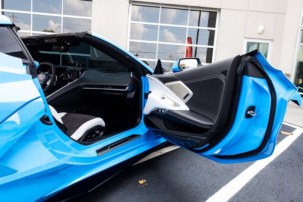 Used 2021 Chevrolet Corvette Stingray Preferred Cpe w/ Z51 Performance Package RWD image 42