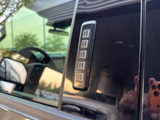 Certified 2020 Ford F250 XLT w/ Tremor Off-Road Package AWD/4WD image 20