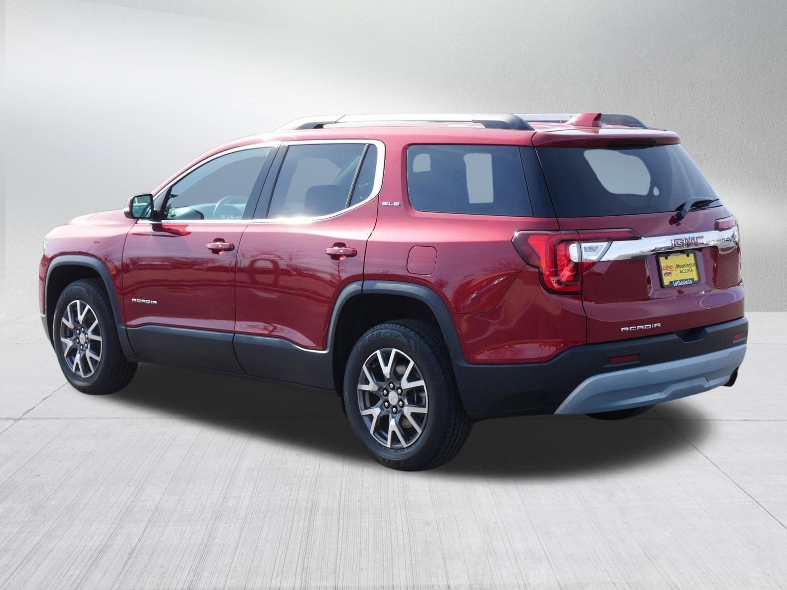 Used 2020 GMC Acadia SLE w/ Driver Convenience Package image 5