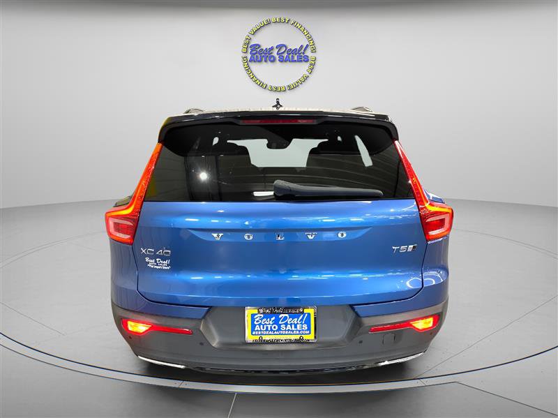 Used 2019 Volvo XC40 T5 R-Design image 6