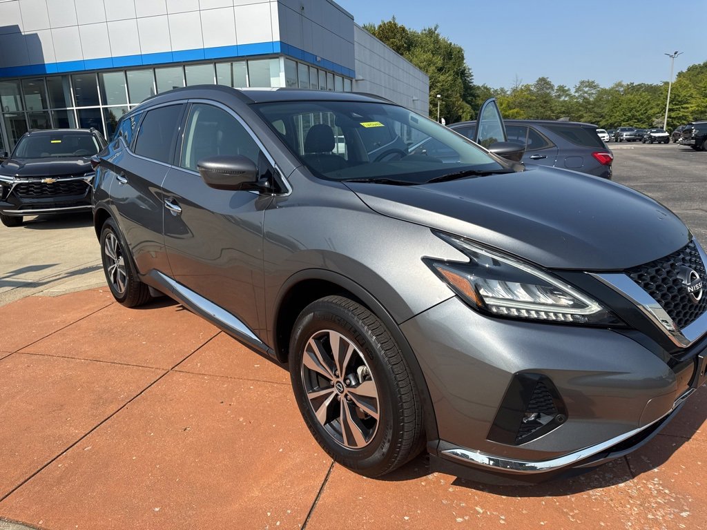 Used 2023 Nissan Murano SV
