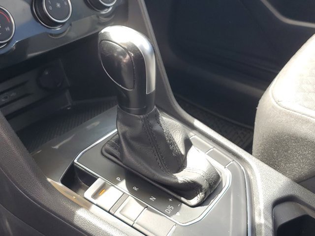 Used 2021 Volkswagen Tiguan S FWD image 27