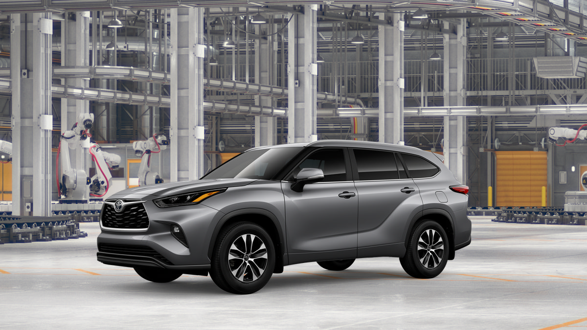 New 2026 Toyota Highlander AWD image 3