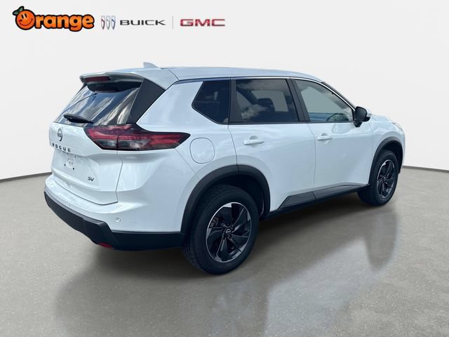 Used 2024 Nissan Rogue SV FWD image 3