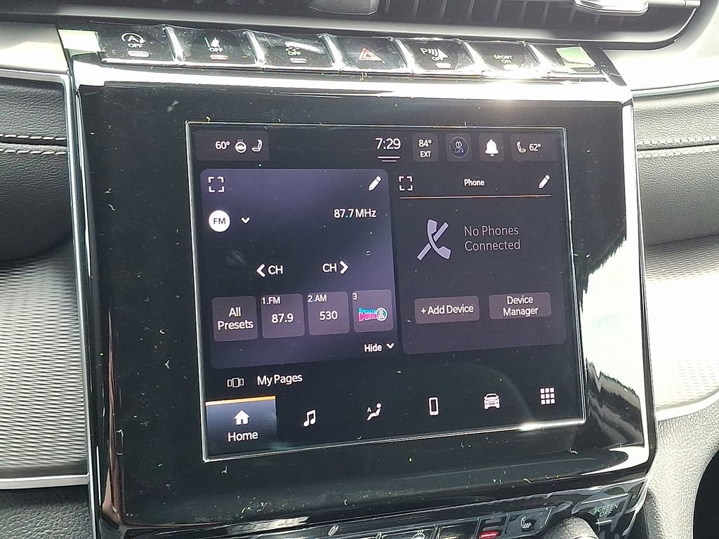 New 2025 Jeep Grand Cherokee L Laredo w/ Luxury Tech Group I AWD/4WD image 38