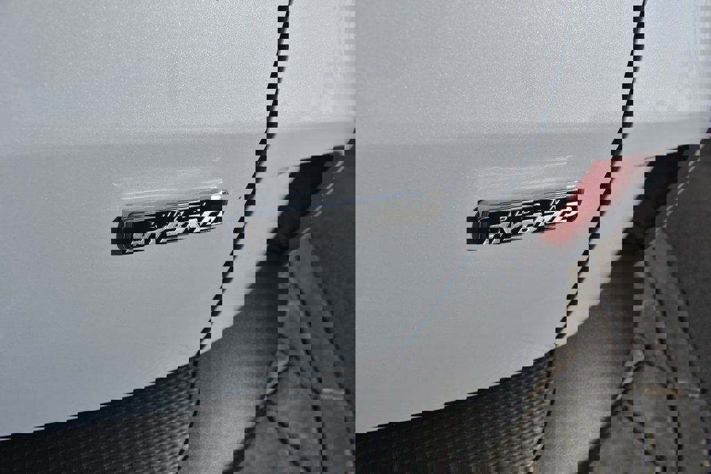 New 2025 Ford Escape SE w/ PHEV Premium Package image 5