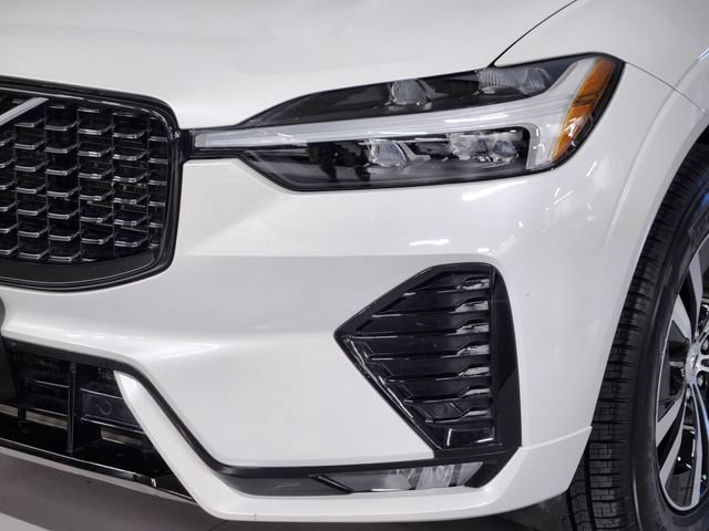 Certified 2025 Volvo XC60 B5 Core AWD/4WD image 12