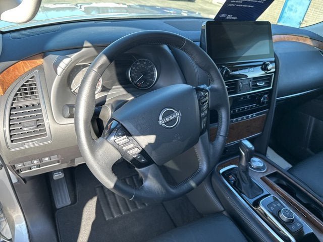 Used 2024 Nissan Armada SL AWD/4WD image 13