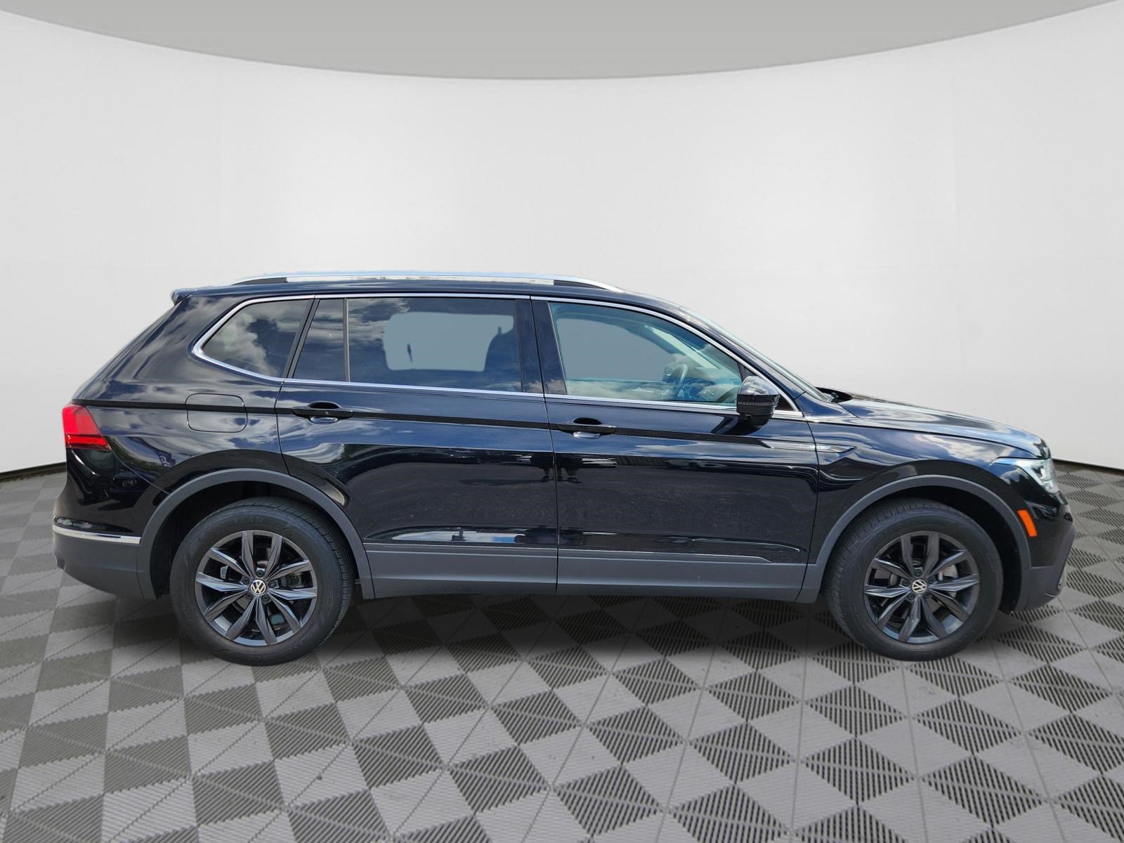 Certified 2022 Volkswagen Tiguan SE AWD/4WD image 6
