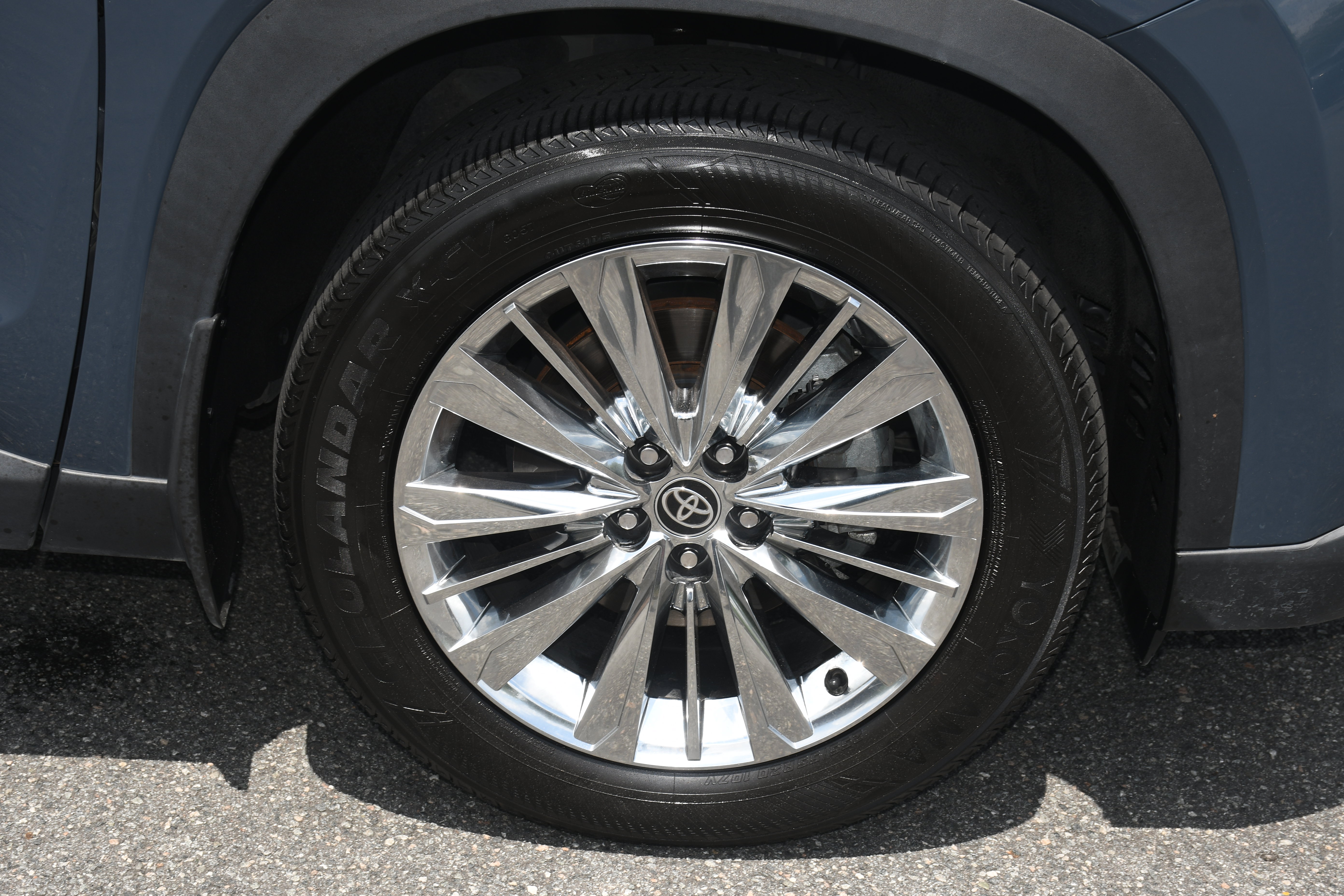 Certified 2024 Toyota Grand Highlander AWD image 24