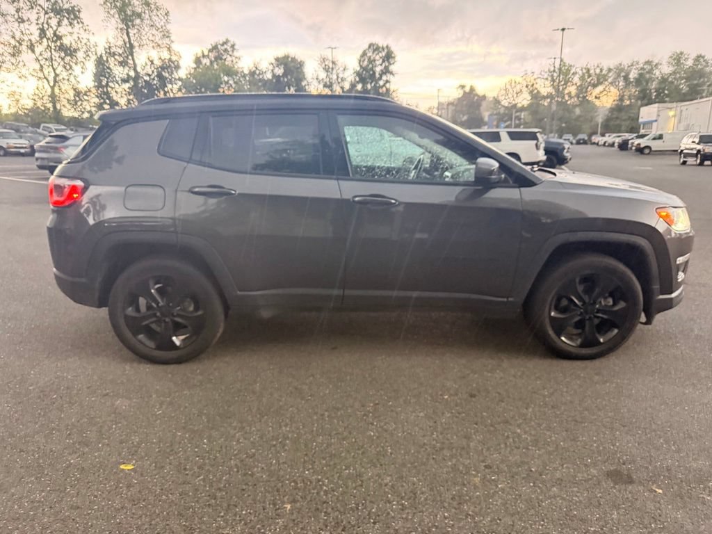 Used 2020 Jeep Compass Latitude AWD/4WD image 8
