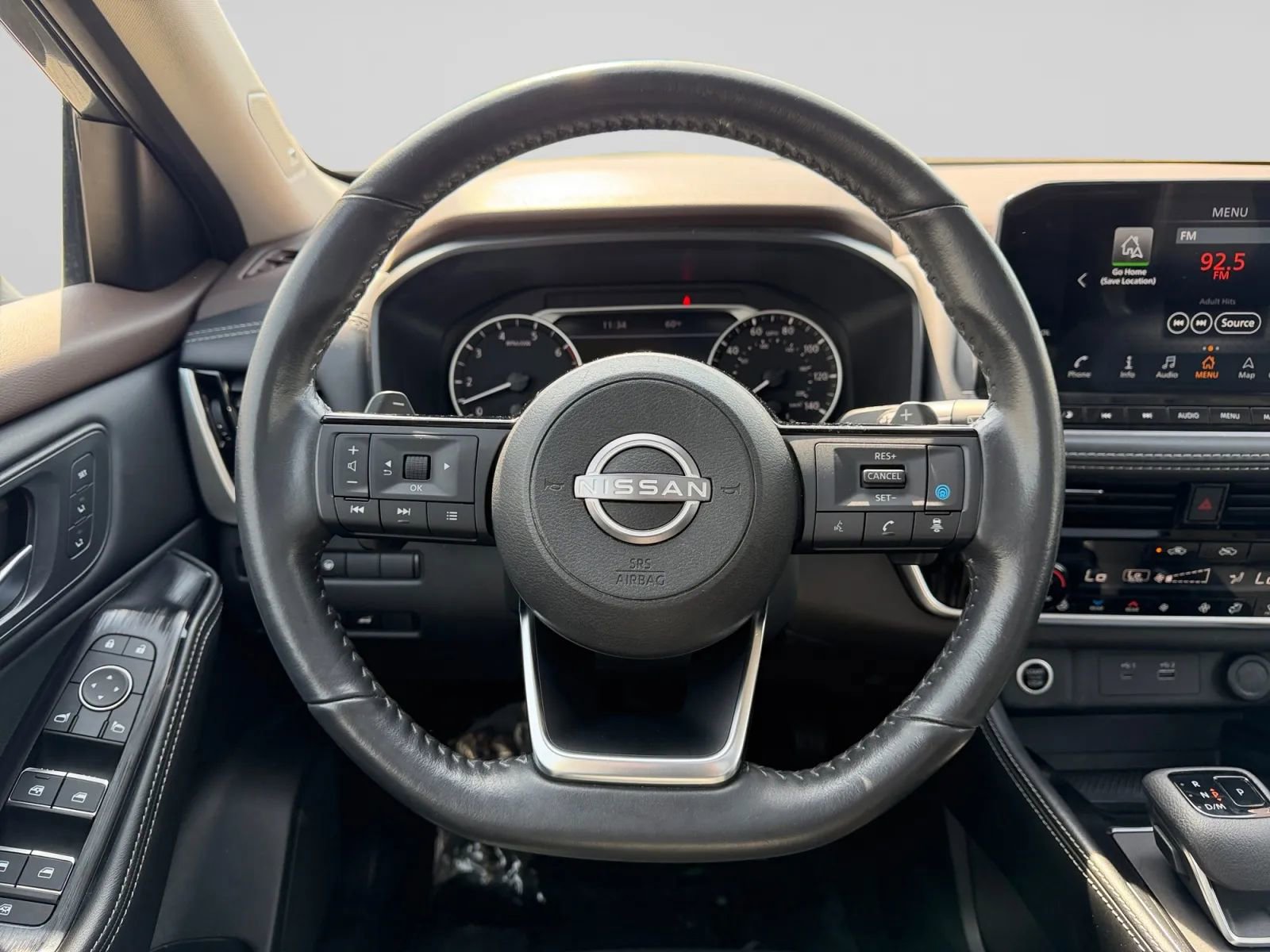 Used 2023 Nissan Rogue SL w/ SL Premium Package image 22