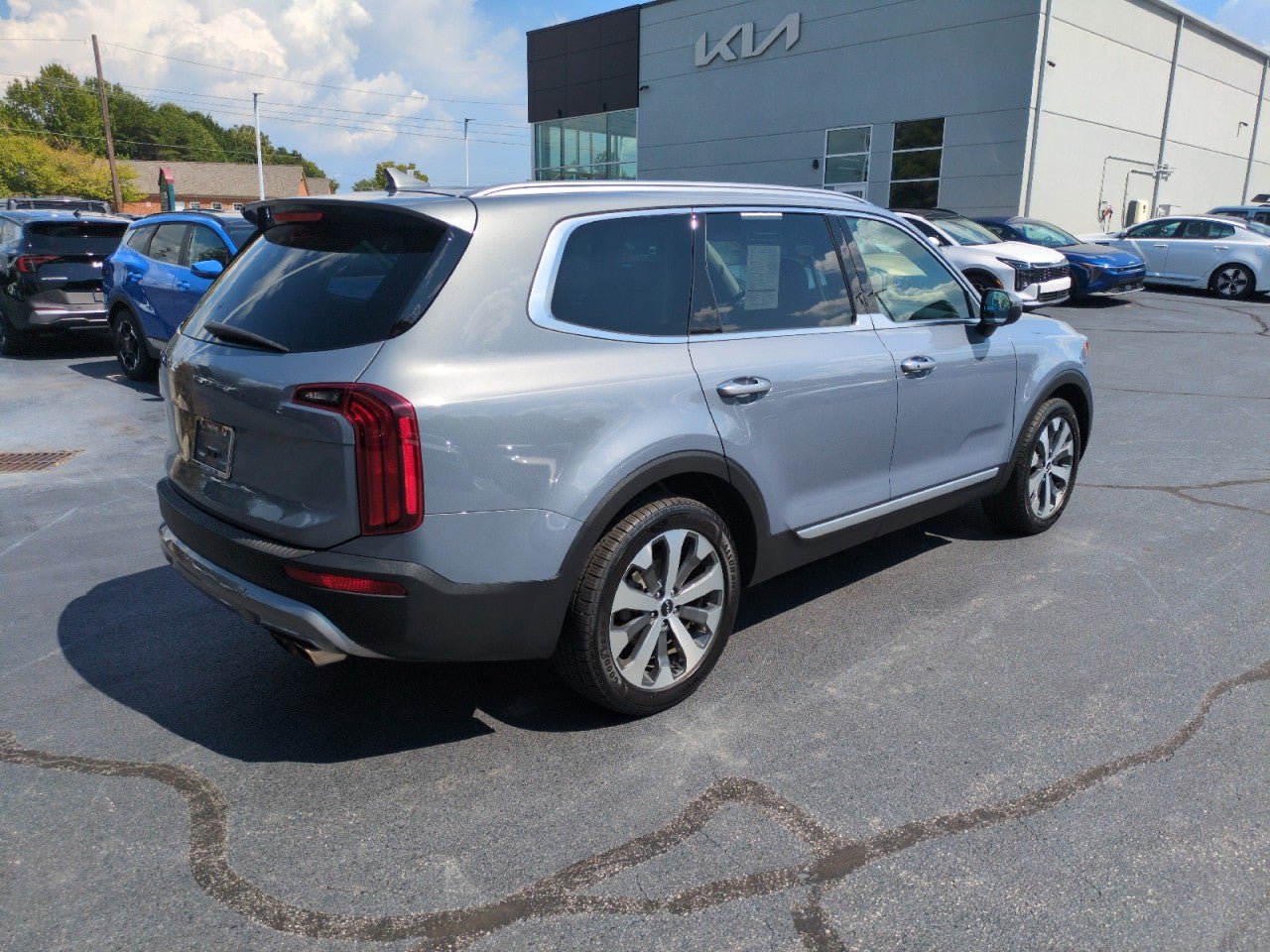 Certified 2022 Kia Telluride S AWD/4WD image 7