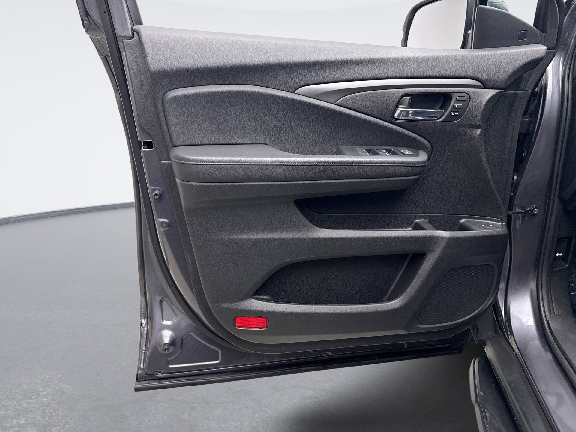 Used 2021 Honda Pilot Special Edition image 9