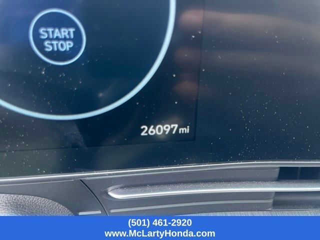 Used 2024 Hyundai Kona Limited AWD/4WD image 13