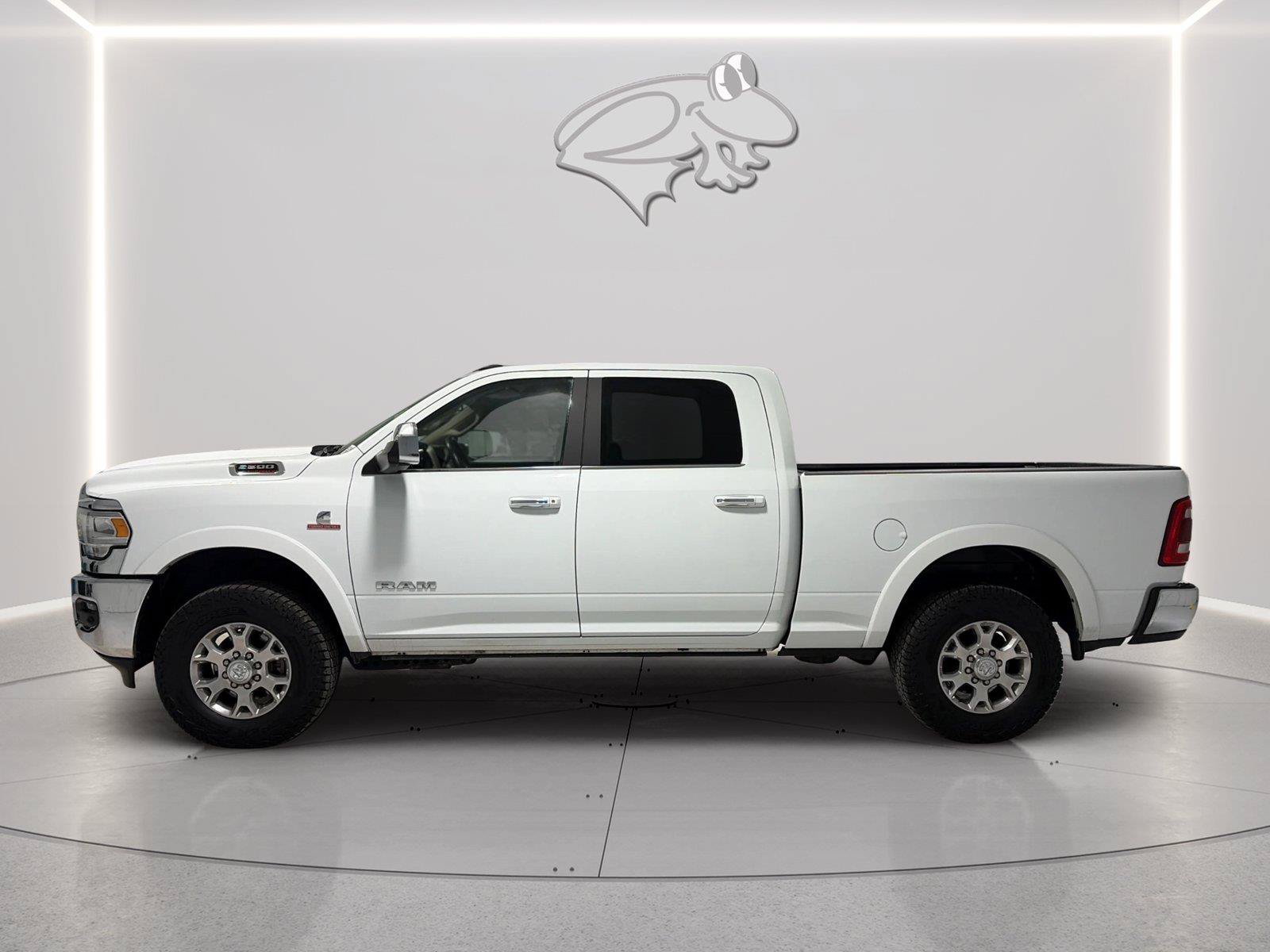 Used 2022 RAM 2500 Laramie AWD/4WD image 2