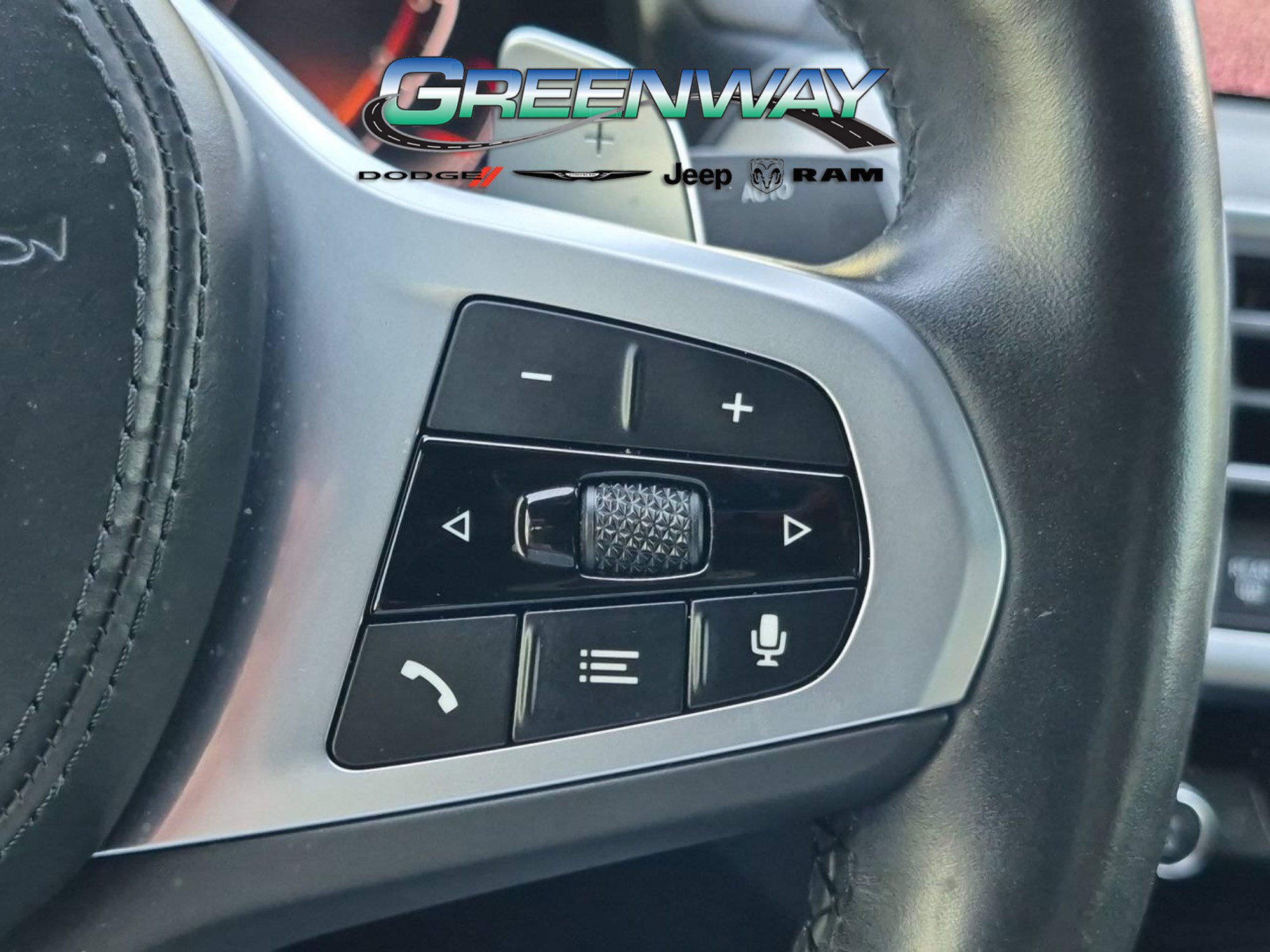 Used 2022 BMW X4 xDrive30i w/ M Sport Package 2 AWD/4WD image 26