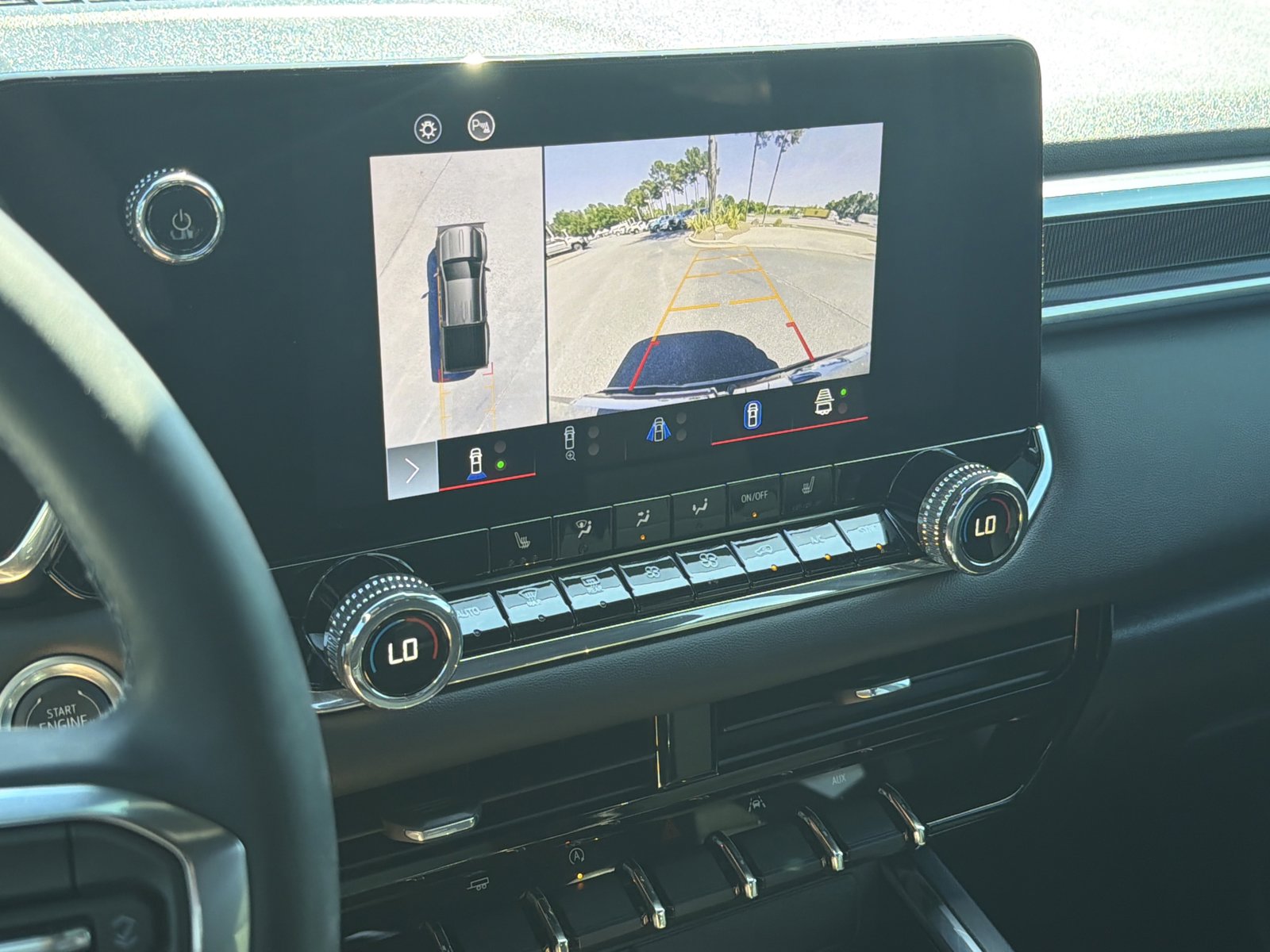 Used 2024 GMC Canyon Elevation w/ Convenience Package image 28
