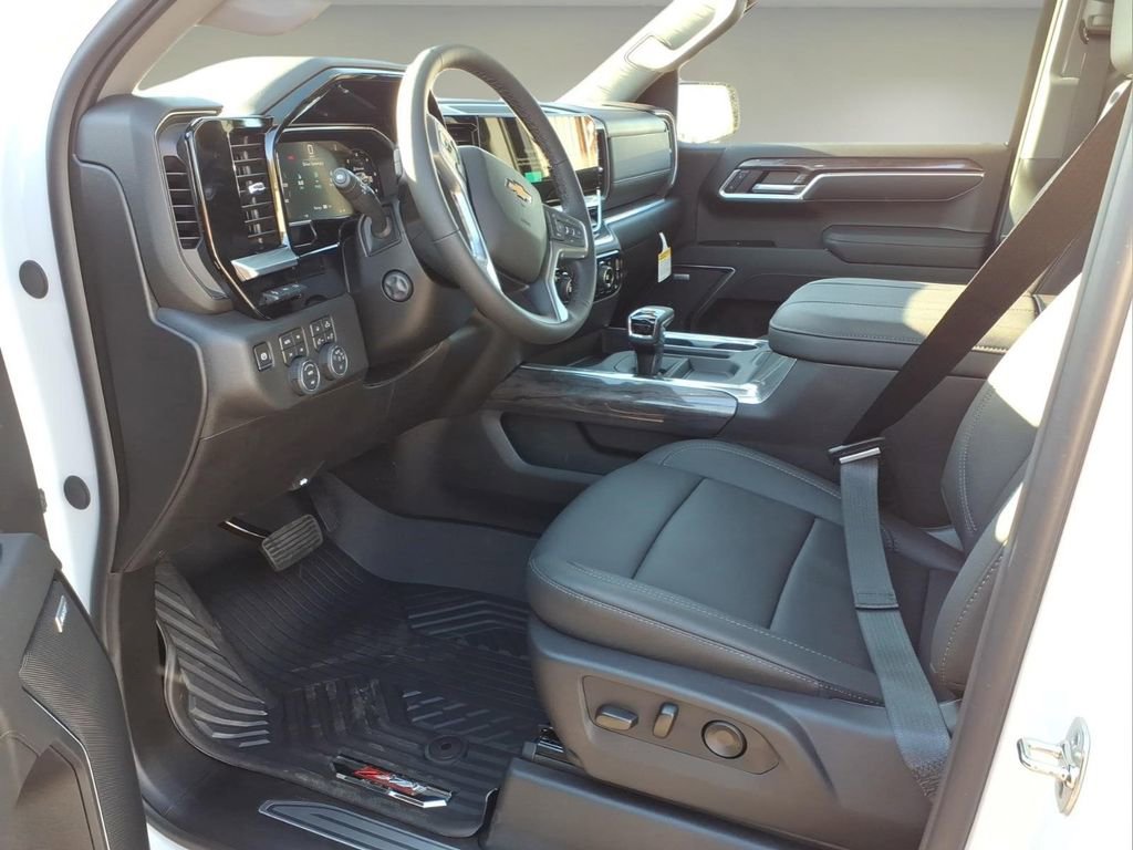 New 2026 Chevrolet Silverado 1500 LTZ AWD/4WD image 5
