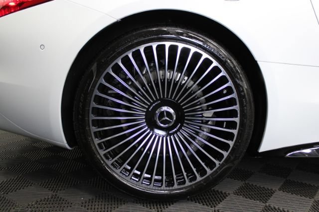 Used 2026 Mercedes-Benz Maybach SL 680 image 9