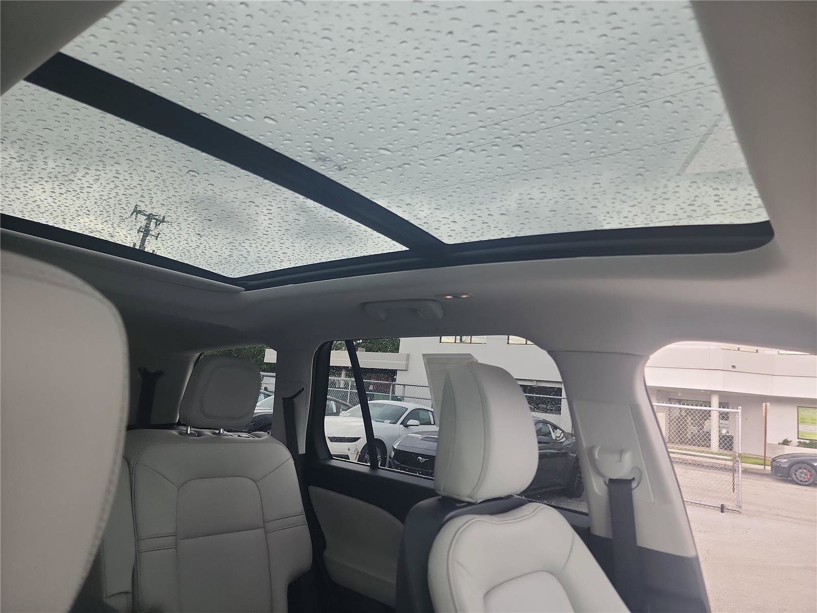 New 2026 Lincoln Aviator 2WD image 31