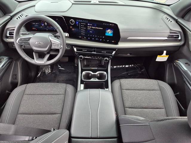 New 2027 Chevrolet Traverse LT w/ Midnight/Sport Edition FWD image 14