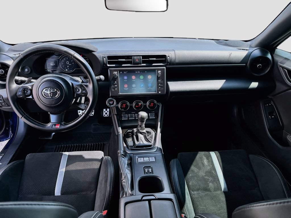 Used 2025 Toyota GR86 Premium RWD image 24
