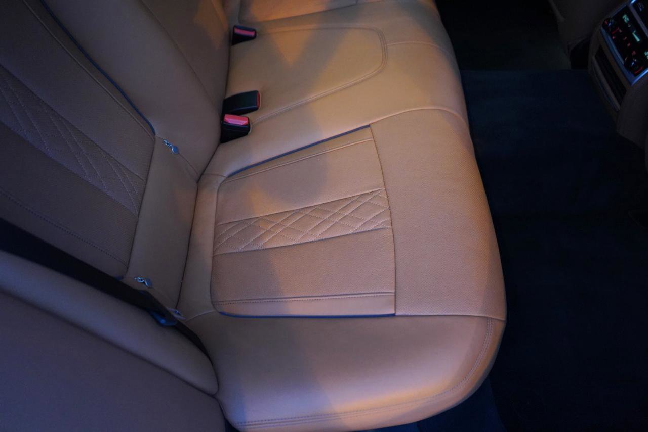 Used 2018 BMW 750i xDrive image 74